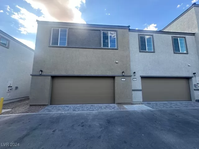 MLS: 2614147 Condo For Sale