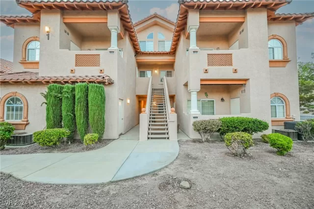 MLS: 2614154 Condo For Sale