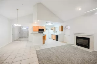 Photo #2: 2614154 Listing 