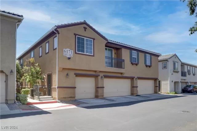 MLS: 2614160 Condo For Sale