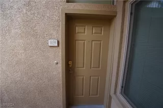 Photo #4: 2614180 Listing