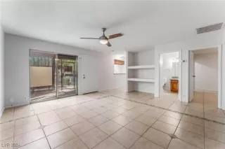 Photo #2: 2614232 Listing