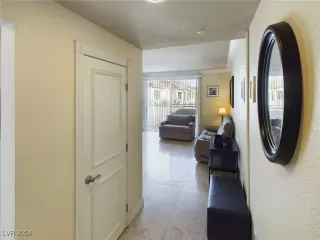 Photo #2: 2614238 Listing