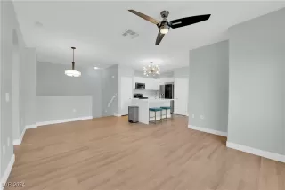 Photo #6: 2614250 Listing