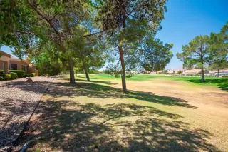 Photo #1: 2614262 Listing