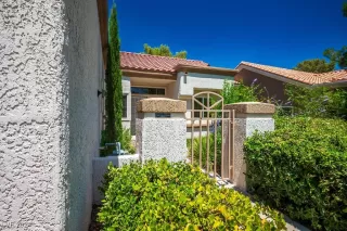 Photo #2: 2614262 Listing