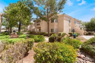 Photo #6: 2614281 Listing