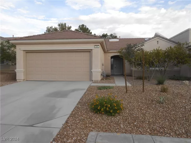MLS: 2614298 Condo For Sale