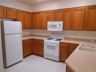 Photo #5: 2614298 Listing 