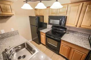 Photo #3: 2614305 Listing 