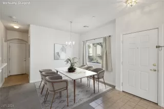 Photo #5: 2614323 Listing