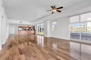 Photo #2: 2614366 Listing 