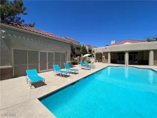Photo #1: 2614369 Listing 