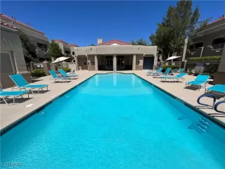 Photo #3: 2614369 Listing 