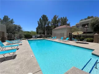 Photo #5: 2614369 Listing 
