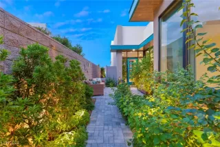 Photo #4: 2614386 Listing 