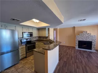 Photo #2: 2614387 Listing 