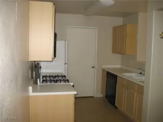 Photo #6: 2614389 Listing 