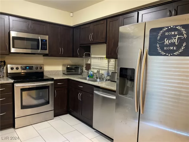 MLS: 2614402 Condo For Sale