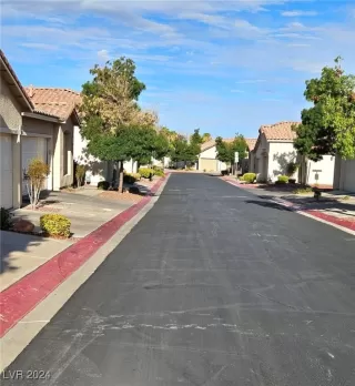 Photo #2: 2614405 Listing 