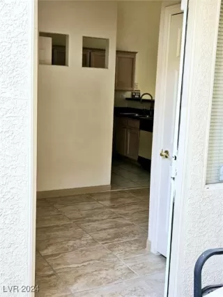 Photo #4: 2614405 Listing 