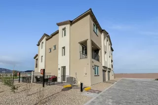 Photo #1: 2614429 Listing 