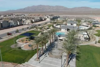 Photo #4: 2614429 Listing 