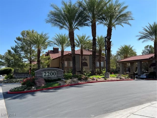 MLS: 2614447 Condo For Sale