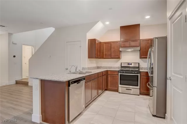 MLS: 2614470 Condo For Sale