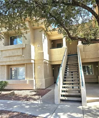 Photo #5: 2614486 Listing 