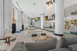 Photo #4: 2614503 Listing