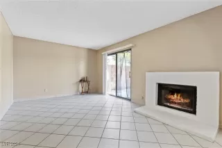 Photo #4: 2614506 Listing