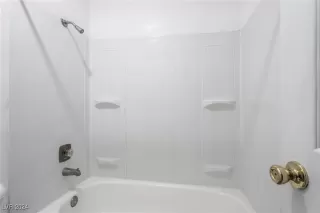 Photo #6: 2614533 Listing 