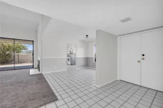 Photo #2: 2614536 Listing