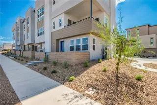 Photo #3: 2614543 Listing 