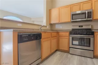 Photo #2: 2614559 Listing 