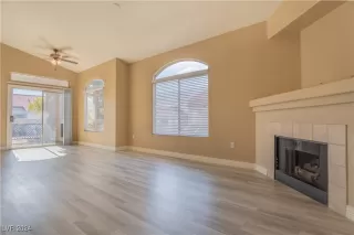Photo #5: 2614559 Listing 