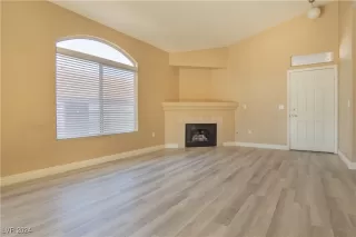 Photo #6: 2614559 Listing 