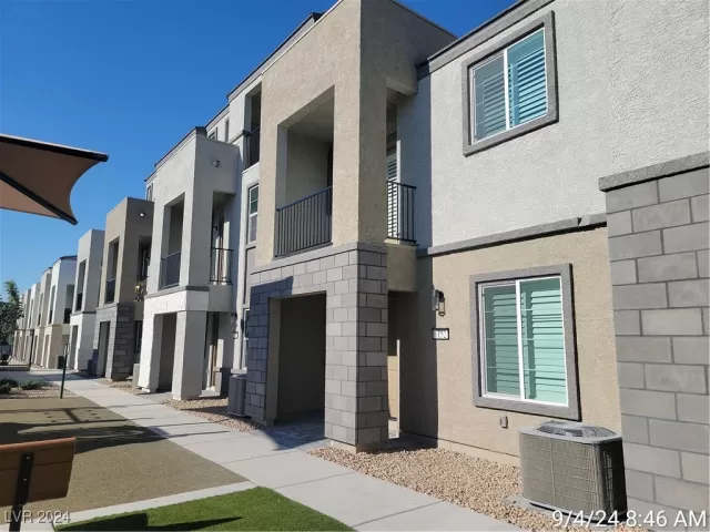 MLS: 2614595 Condo For Sale