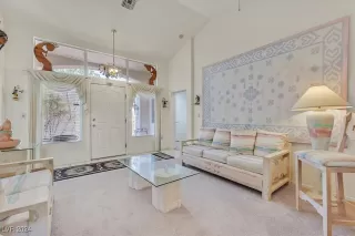 Photo #2: 2614632 Listing 