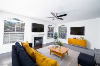 Photo #1: 2614643 Listing 