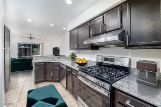 Photo #4: 2614643 Listing 