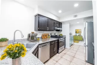 Photo #6: 2614643 Listing 