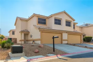 Photo #1: 2614647 Listing