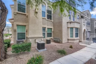 Photo #2: 2614653 Listing 