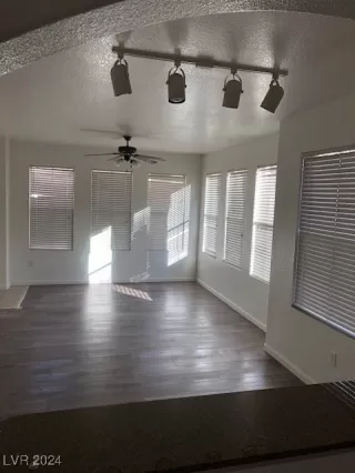 Photo #4: 2614718 Listing 