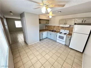Photo #4: 2614723 Listing 