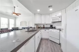 Photo #1: 2614727 Listing 