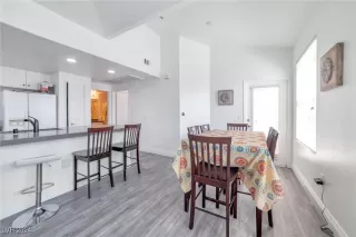 Photo #2: 2614727 Listing 