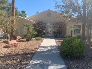 Photo #2: 2614749 Listing 